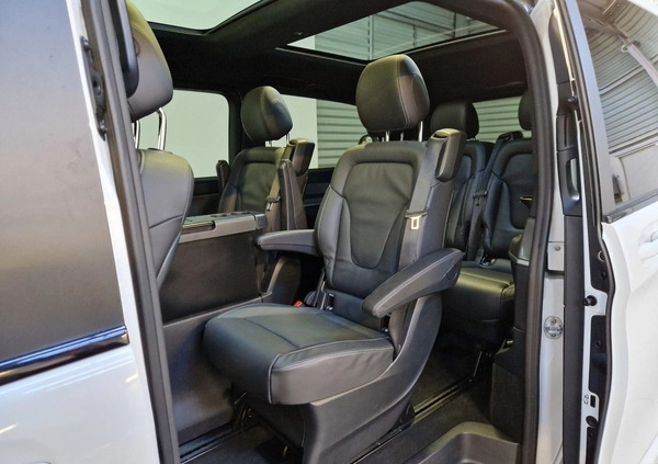 Mercedes-Benz Klasa V cena 349900 przebieg: 94078, rok produkcji 2021 z Kosów Lacki małe 562